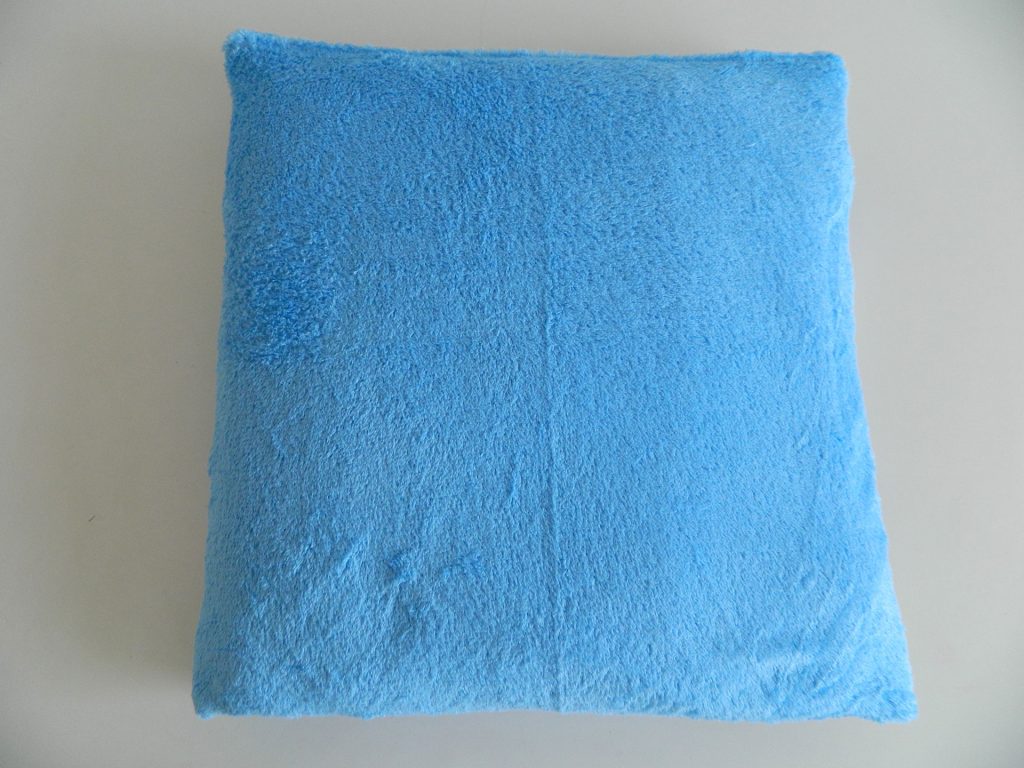 Manta almofada azul